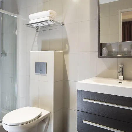 Executive Paris Hotel