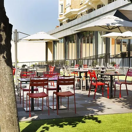 Executive Paris Hotel